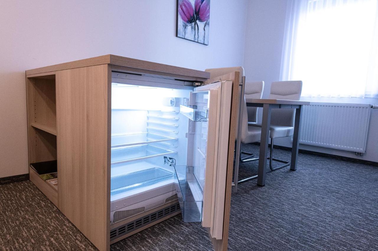 Apartmaji In Sobe Ramar Straza ภายนอก รูปภาพ
